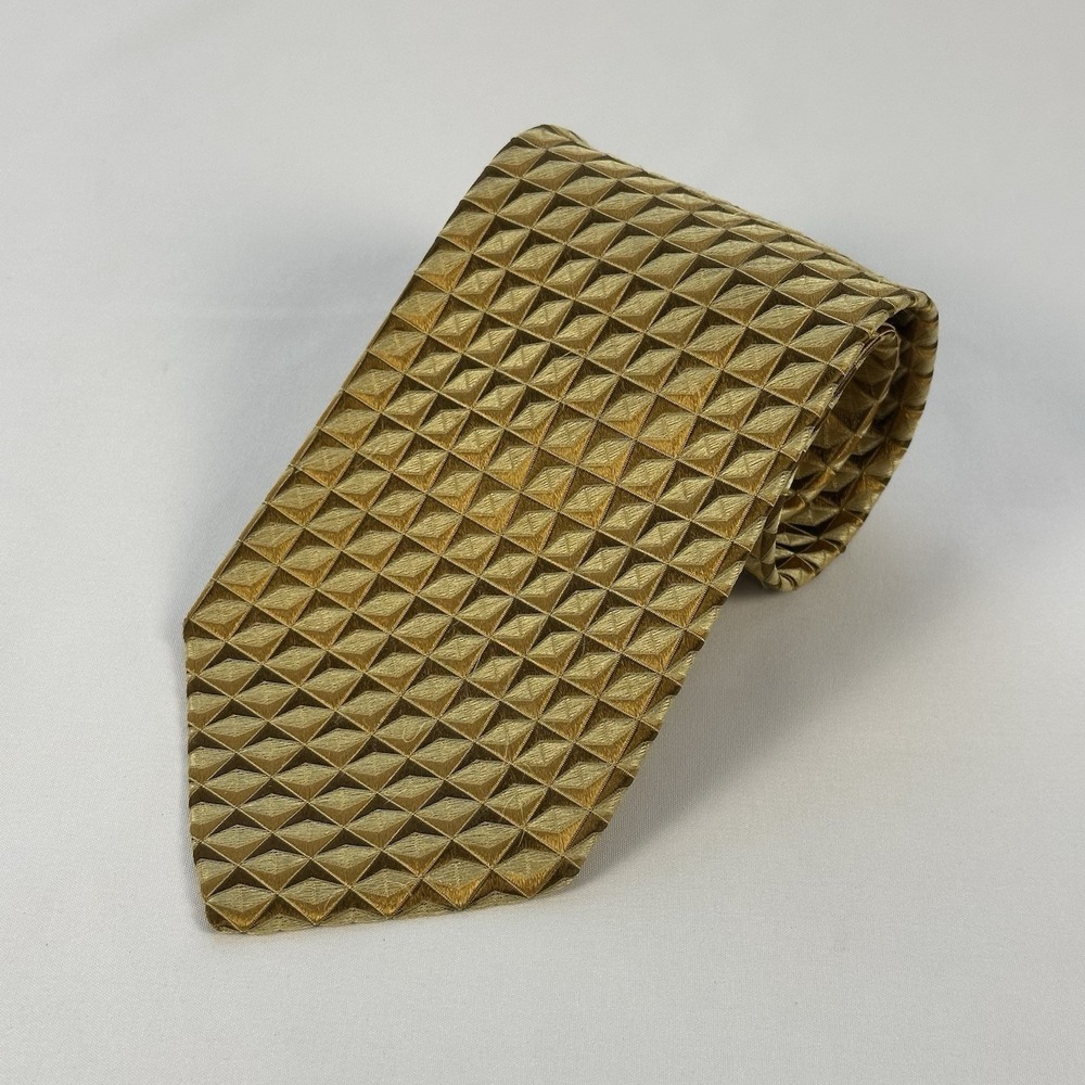 Saks Fifth Avenue Excl Silk Tie Yellow Geometric Jacquard Italy Made 3.5"W 57"L